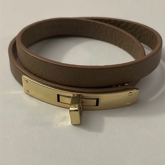 Jewelry - Buckle wrap bracelet